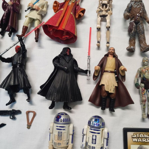 Star Wars figure set and Comm Talk device like new