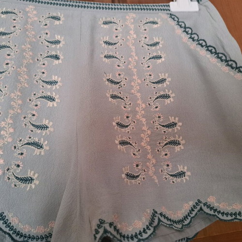 Set blouse and shorts used, size 36, Divided