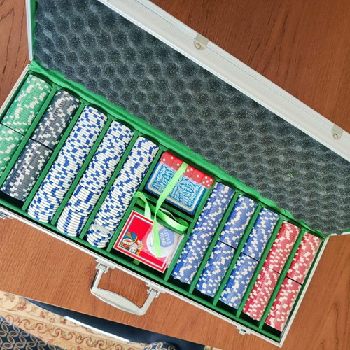 Modiano Poker Set 500 Chips 11.5gr in Metal Case with 2 Decks and Dice new
