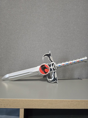 Sword of Omens 3D printed ThunderCats foldable, like new