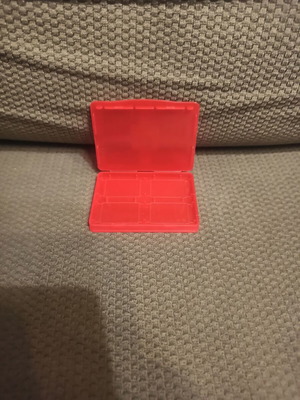 Switch case for 4 cartridges like new