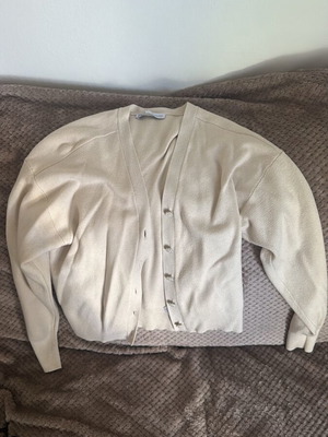 Zara women's thin beige cardigan like new