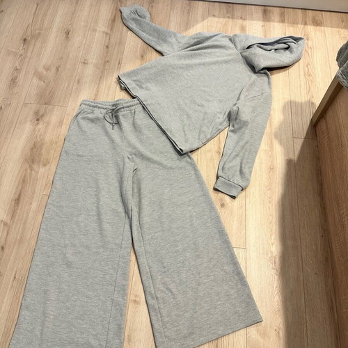 Zara tracksuit set used, soft gray fabric