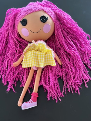Κούκλα Lalaloopsy Loopy Hair Crumbs Sugar Cookie μεταχειρισμένη, λείπει το ένα παπούτσι της