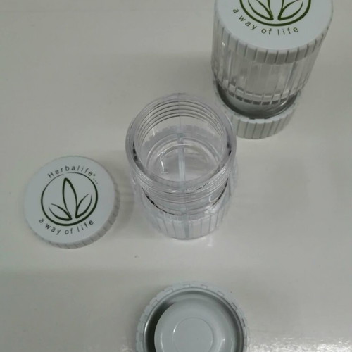 Herbalife tablet crusher and cutter set new