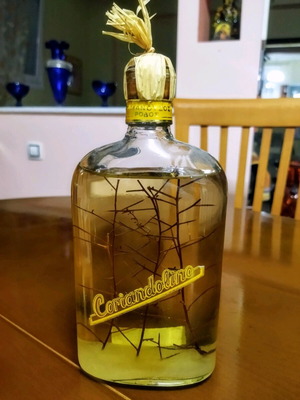 Coriadolino λικέρ σαν καινούργιο, παραδοσιακό της Ρόδου