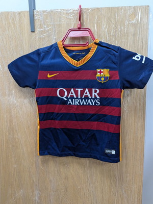 Barca babies official shirt like new, size 18-24 months