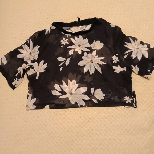 Crop top t-shirt used, size S