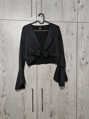 Satin blouse 3/4 sleeve like new, one size, black