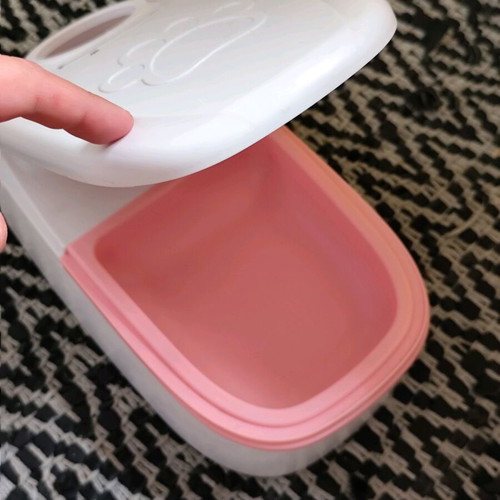 Automatic pet feeder like new