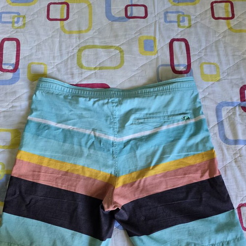 Reef men's swim shorts size W36 like new, blue multicolor