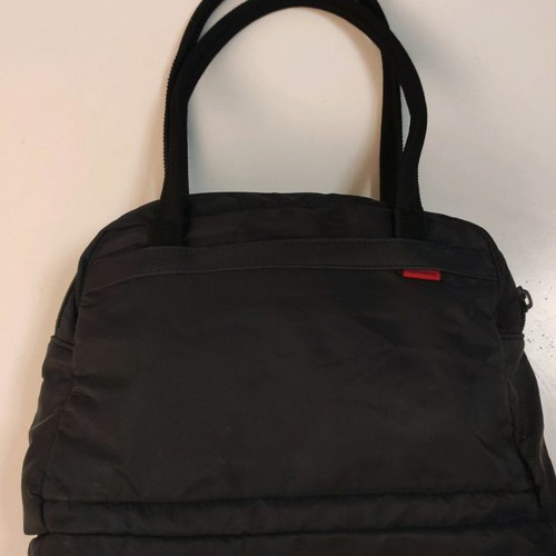 Hedgren handbag used, black with 3 zippered compartments