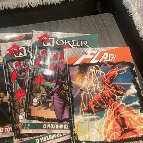 DC comics used, Greek language