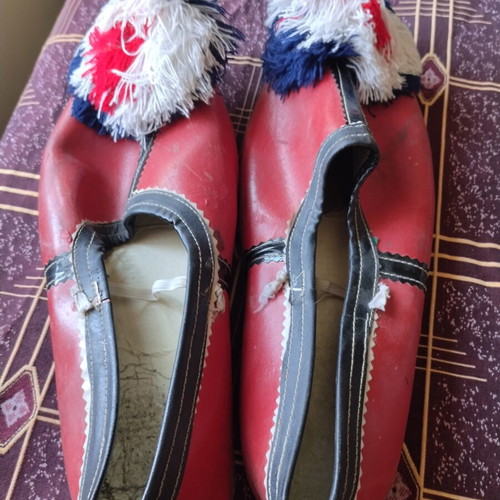 Traditional Leather Tsarouhia Set with Wooden Shoe Trees used, size 41