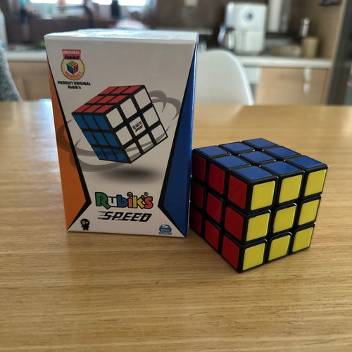 Rubik’s Speed like new with original box