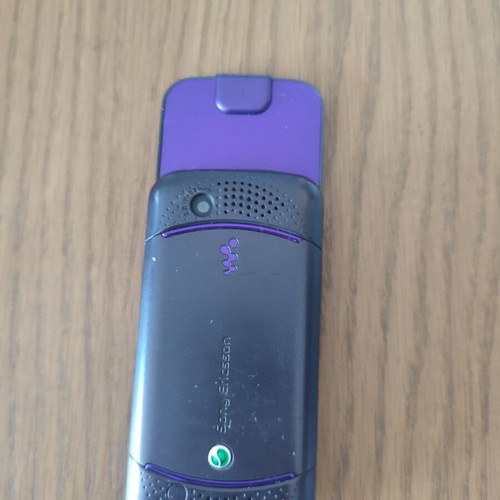 Sony Ericsson W395 mobile phones used, pack of 2, unknown condition
