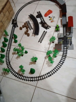 Train toys used with over 6 meters of tracks and remote control