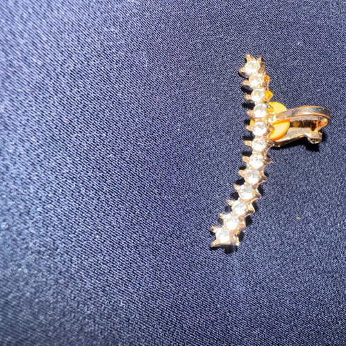 Ear cuff earring new with rhinestones gold color