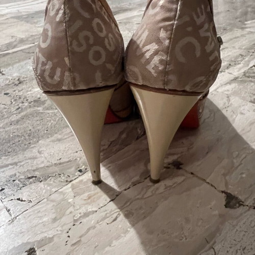CNC Costume Nationale pumps like new, beige, 10cm heel, size 39