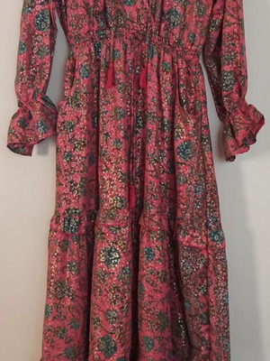 Ροζ κοραλί φόρεμα Large με λαχούρια και χρυσό τύπωμα καινούργιο