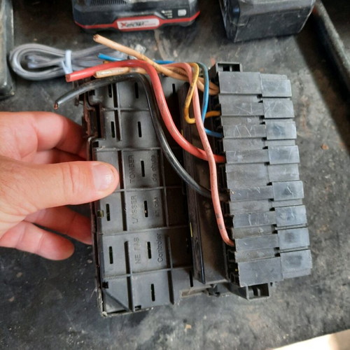 Peugeot 307 fuse box used