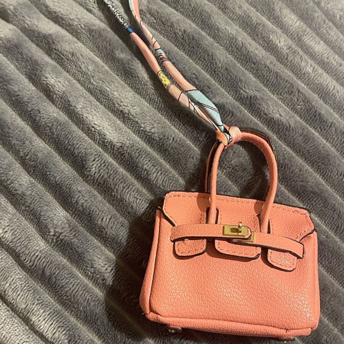 Decorative keychain bag and case for earphones or cards new pink
