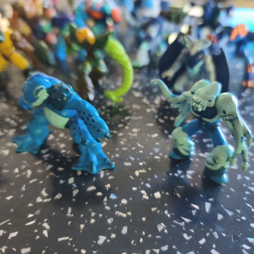Gormiti figures, pack of 24