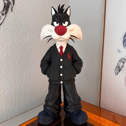Sylvester Cat Urban figure 20 cm new with vivid colors