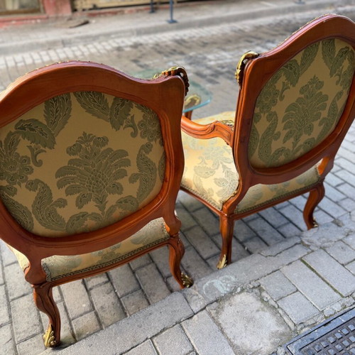 Rosewood sofa set like new