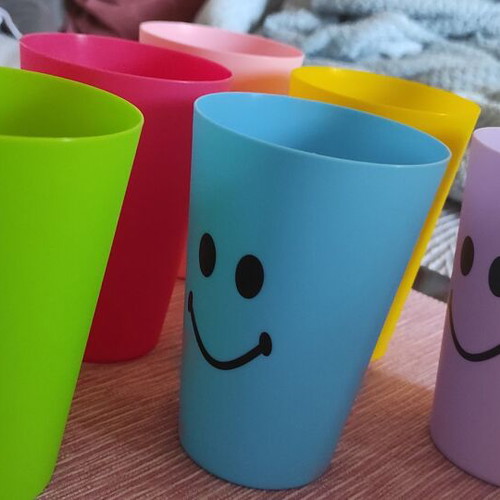 Smile plastic water glasses used, pack of 6, 350ml