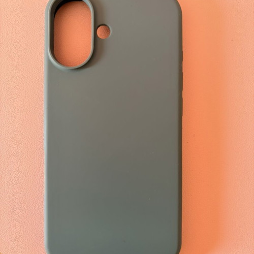 iPhone 17 case like new, repaired inside