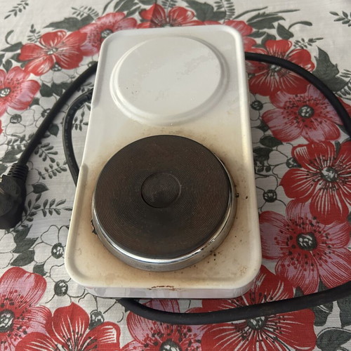 Portable hotplates in very good condition
