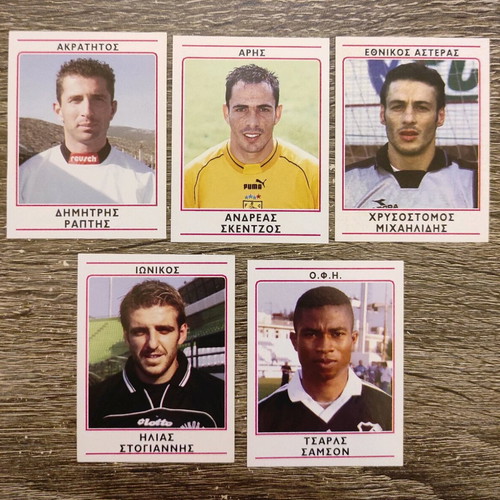 Panini Football Stickers 2002 like new, pack of 5