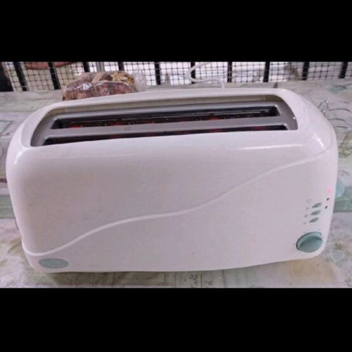 Breville Finesse toaster like new, 4-slice capacity