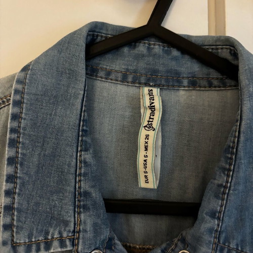 Stradivarius denim shirt used, size S, blue