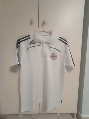Μπλούζα Polo Bayern Munich σαν καινούργια, μέγεθος Medium