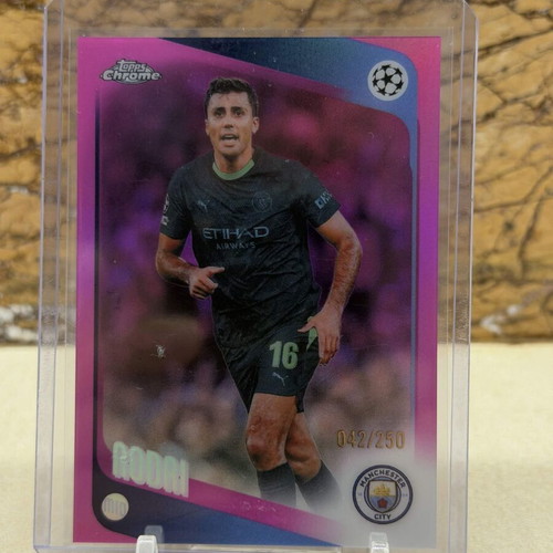2026 Topps Chrome UCC Soccer Rodri True Pink Refractor card