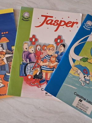Set of 3 English Children's Books used, learning readers