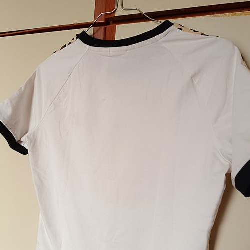 Adidas women's t-shirt like new, size M