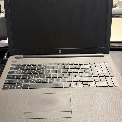 HP laptop with AMD A6-9220 processor, 4 GB RAM
