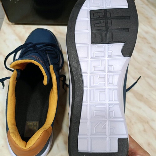 Leather sneakers new, beige and blue, size 45