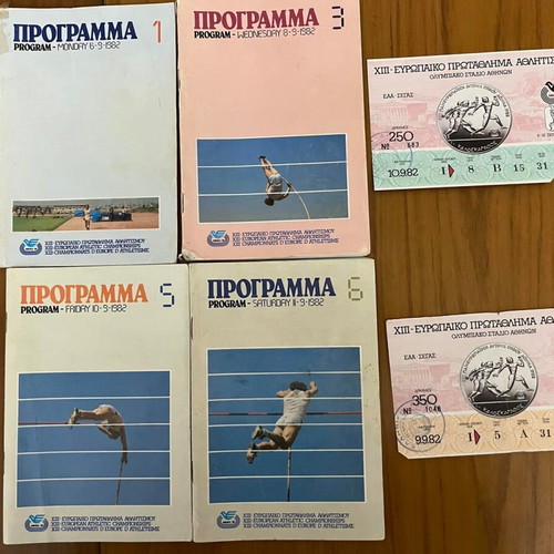 Collectible sports programs and tickets used, pack