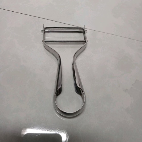 Vegetable peeler used