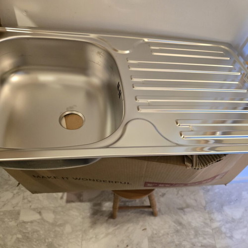 Franke stainless steel inset kitchen sink with one bowl and drainer 760x415