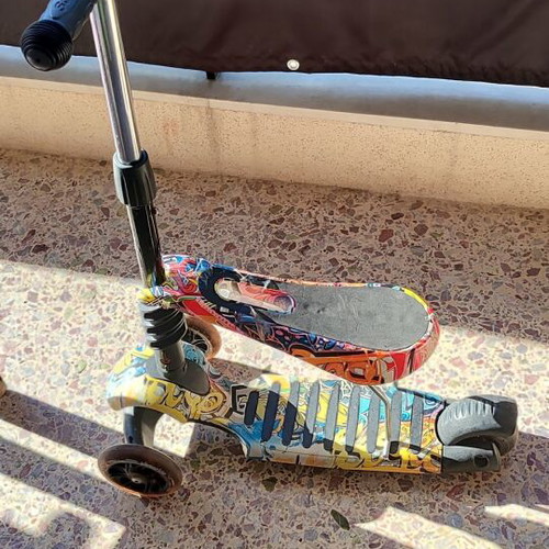 Kikkaboo Scooter 3 in 1 Ride & Skate tricycle with seat used