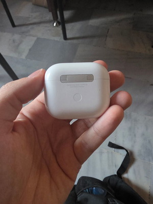 Apple AirPods 3 wireless earbuds