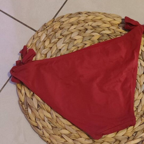 Women's swimwear bottom like new, red, size Small
