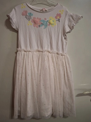 Dpam dress with tulle and flowers for 8 years old, like new