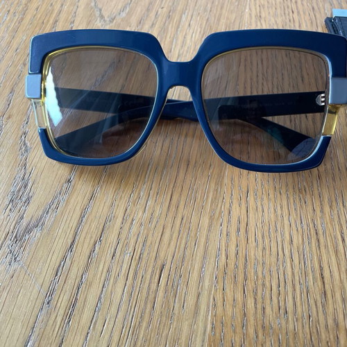Fendi large sunglasses like new, beige and blue