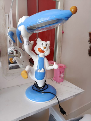 Children's desk lamp